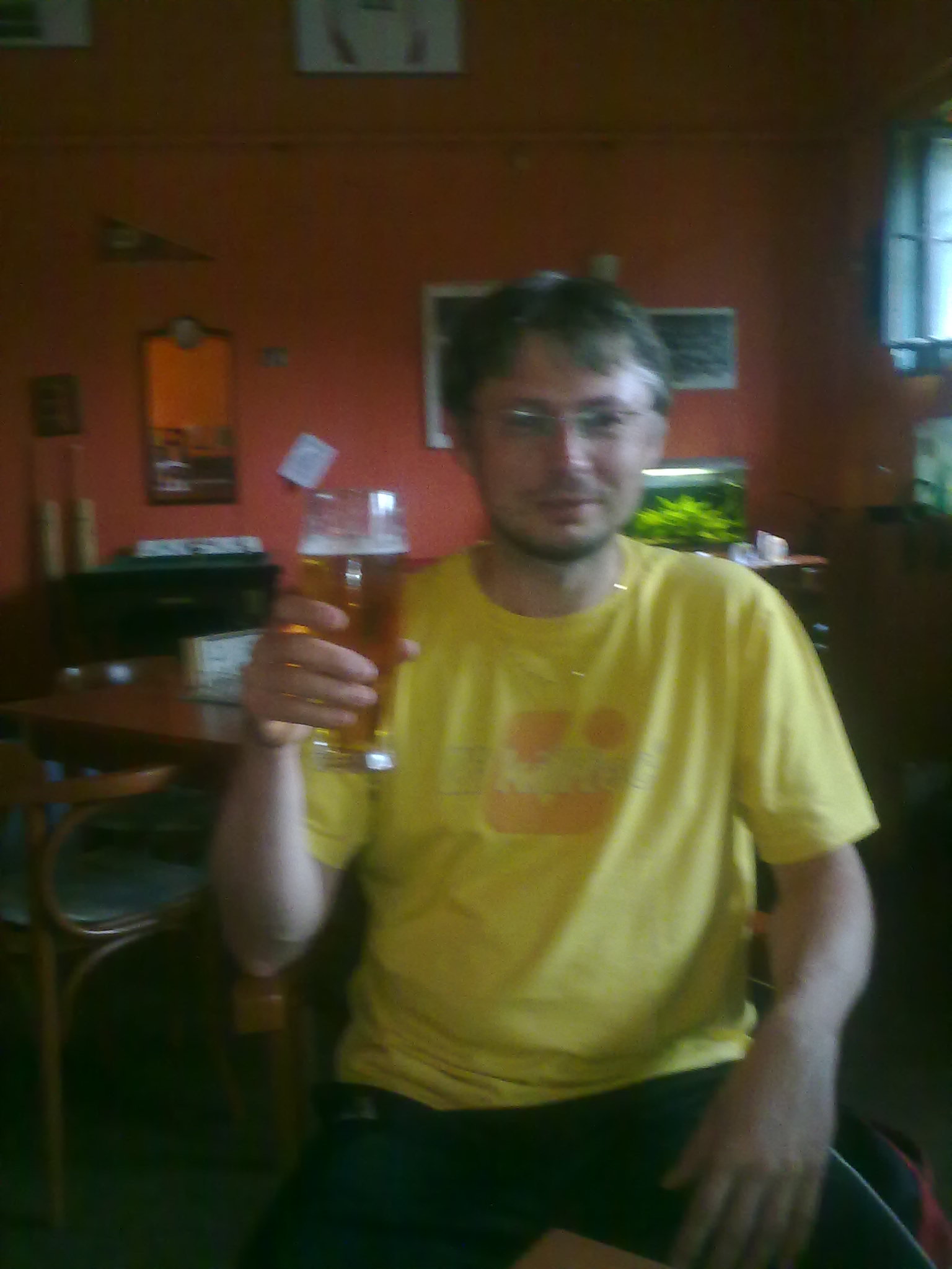 22052011586
