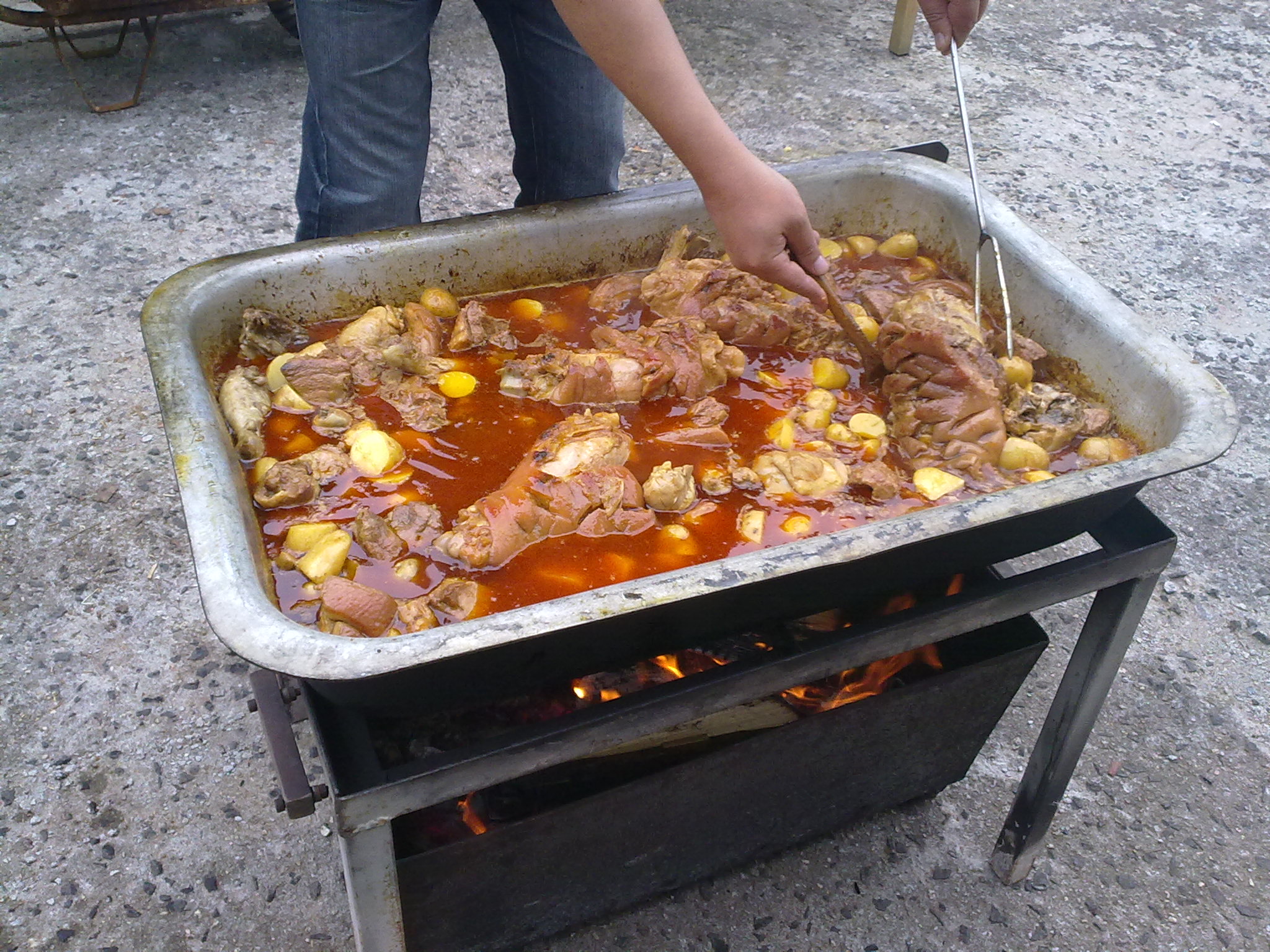 Už se to smaží a peče :-)